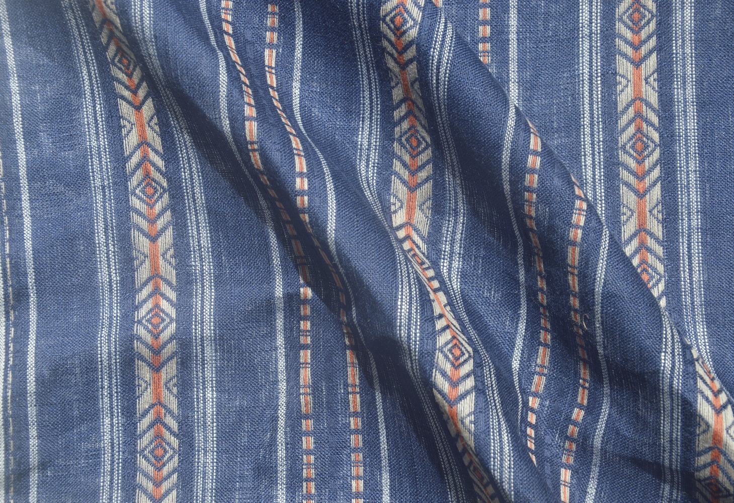 100% linen yarn-dyed 4 striped fabric 100% linen yarn-dyed 4 striped fabric